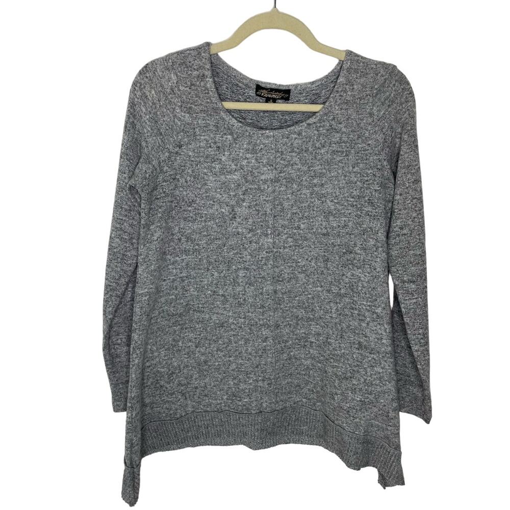 NWOT Amazon absolutely famous grey long sleeve sweater Womens size small